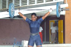 Female weightlifter Agricole