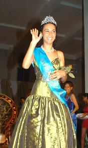 Wendy Boniface wearing Miss Seychelles 2006 crown.