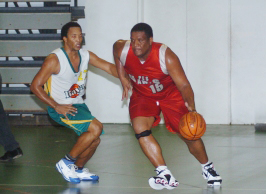 Hawks’ Barron (right) outscored Baya’s Laval in Saturday’s match